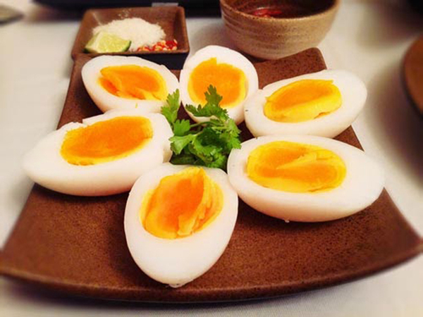Trứng gà luộc có giảm cân không?